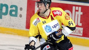 André Lakos v dreu Capitals z Vídně. (foto: hokej.cz)